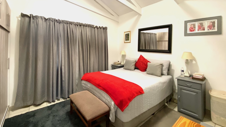 2 Bedroom Property for Sale in Velddrif Western Cape